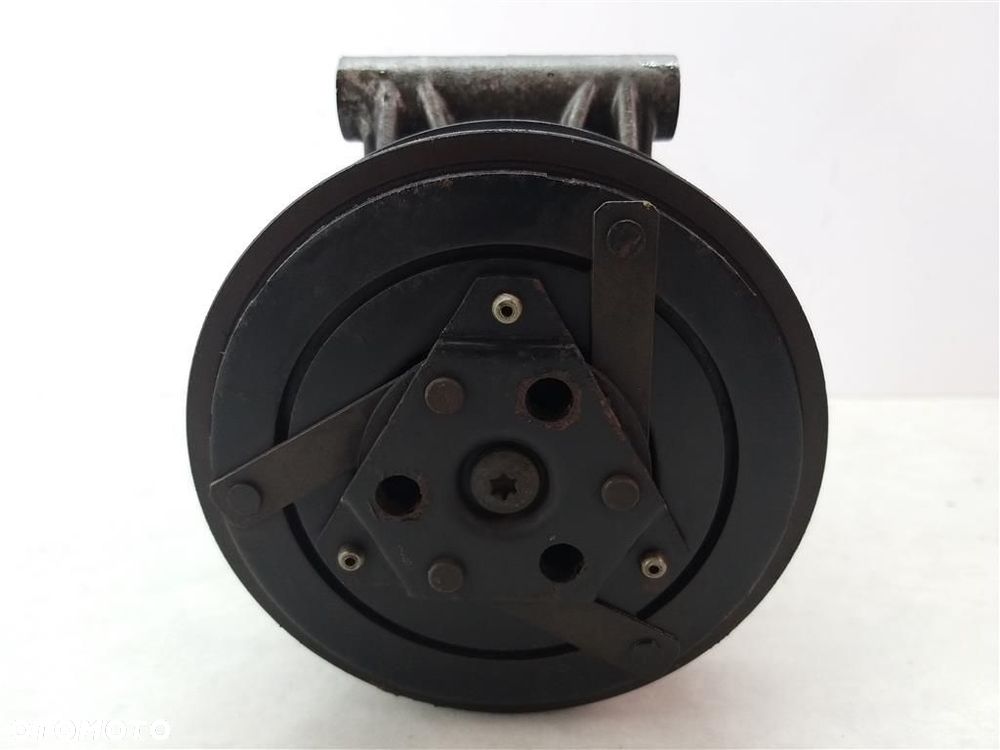 Sprężarka klimatyzacji RENAULT MEGANE II SCENIC II Nissan 1.9 8200309193 - 1
