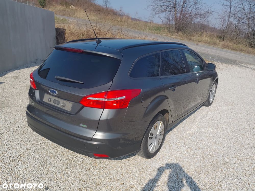 Ford Focus SW 1.0 EcoBoost S&S TITANIUM STYLE - 24