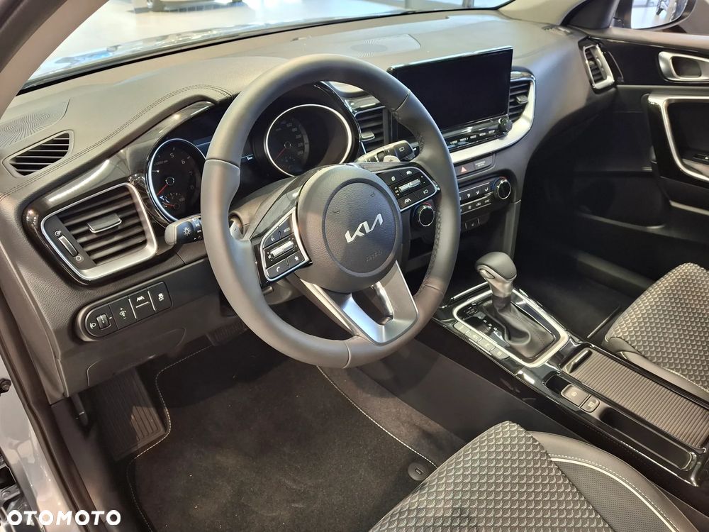 Kia Ceed 1.5 T-GDI Tribute DCT - 10