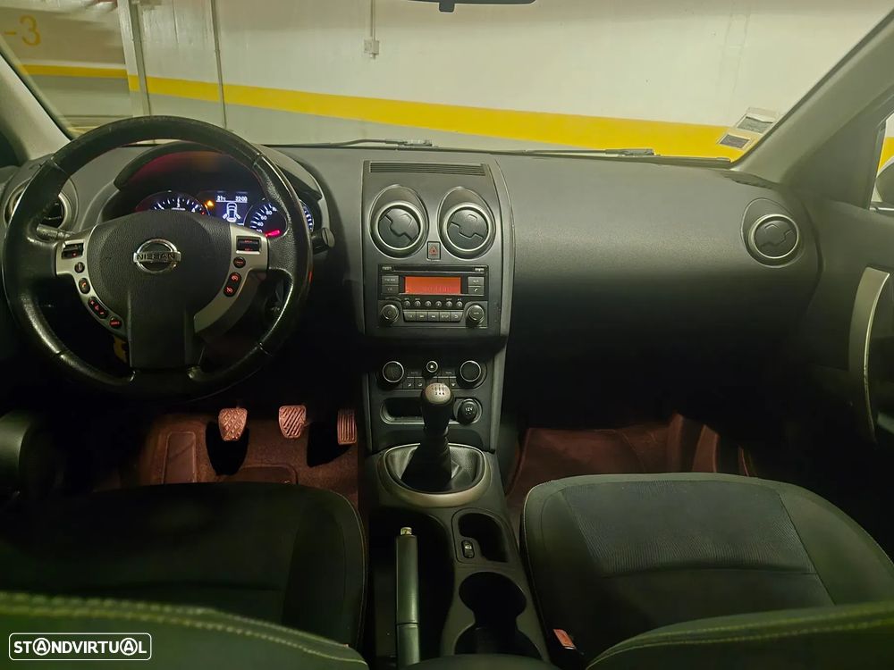 Nissan Qashqai +2 1.5 dCi Tekna Premium 17 - 30