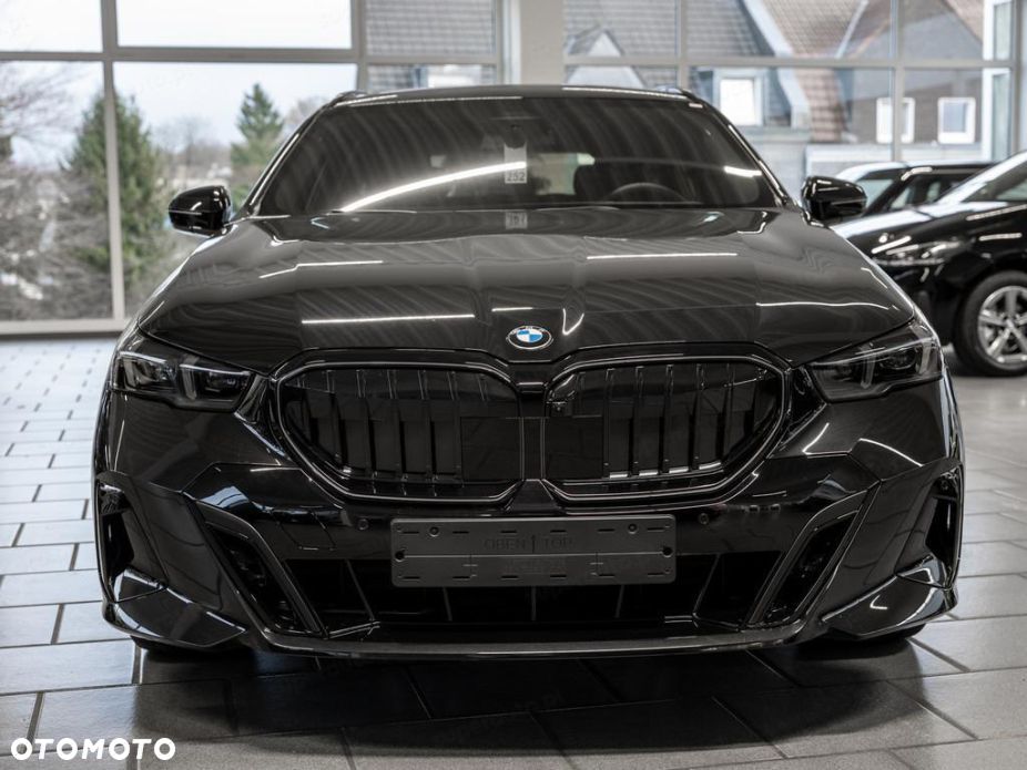 BMW Seria 5 540d xDrive mHEV M Sport - 7
