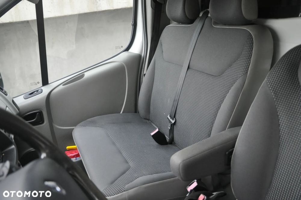 Renault Trafic - 21