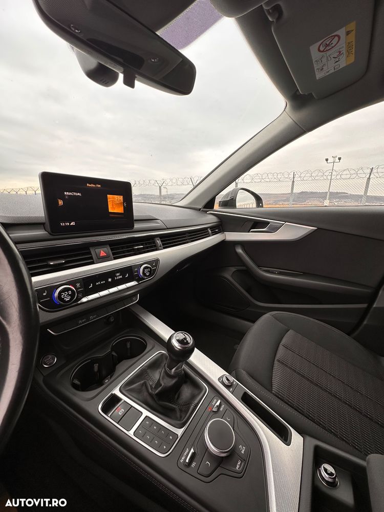 Audi A4 2.0 TDI ultra DPF Attraction - 19