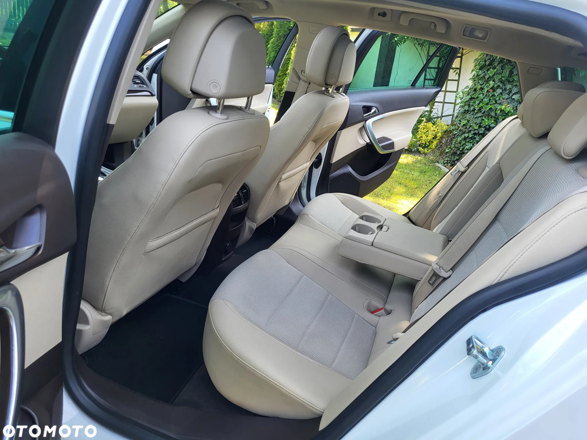 Opel Insignia 2.0 CDTI Cosmo - 32