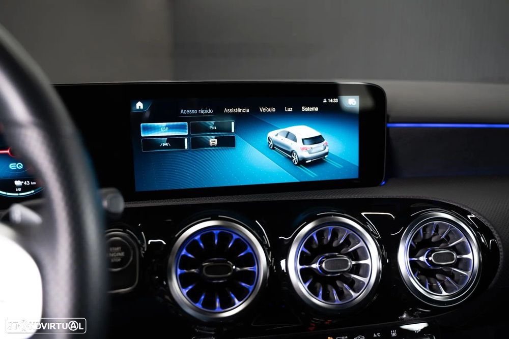 Mercedes-Benz A 250 e AMG Line - 25