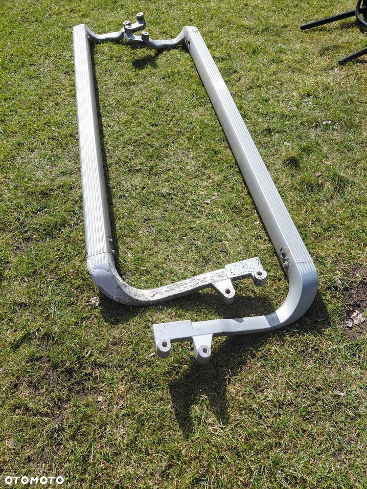 Progi boczne Volvo X 90 - 3