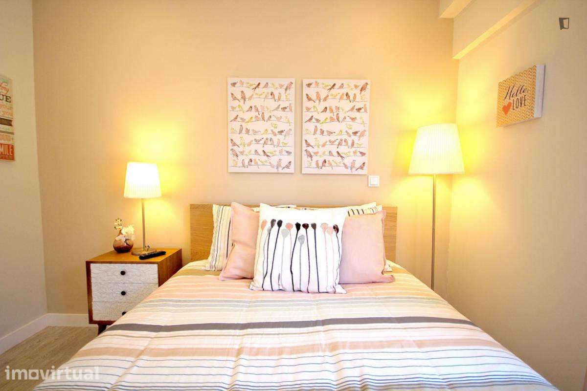 Apartamento com 2 quartos - localizado em Picoas Lisbon - Grande imagem: 2/17