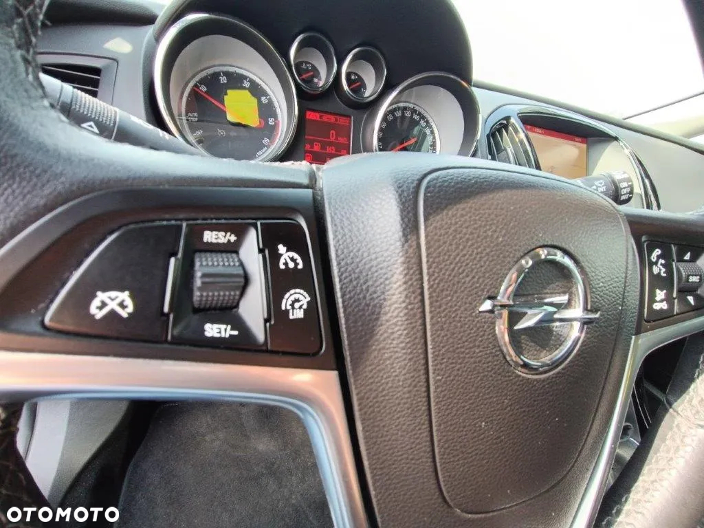 Opel Astra 1.6 D (CDTI) Start/Stop Sports Tourer Dynamic - 20