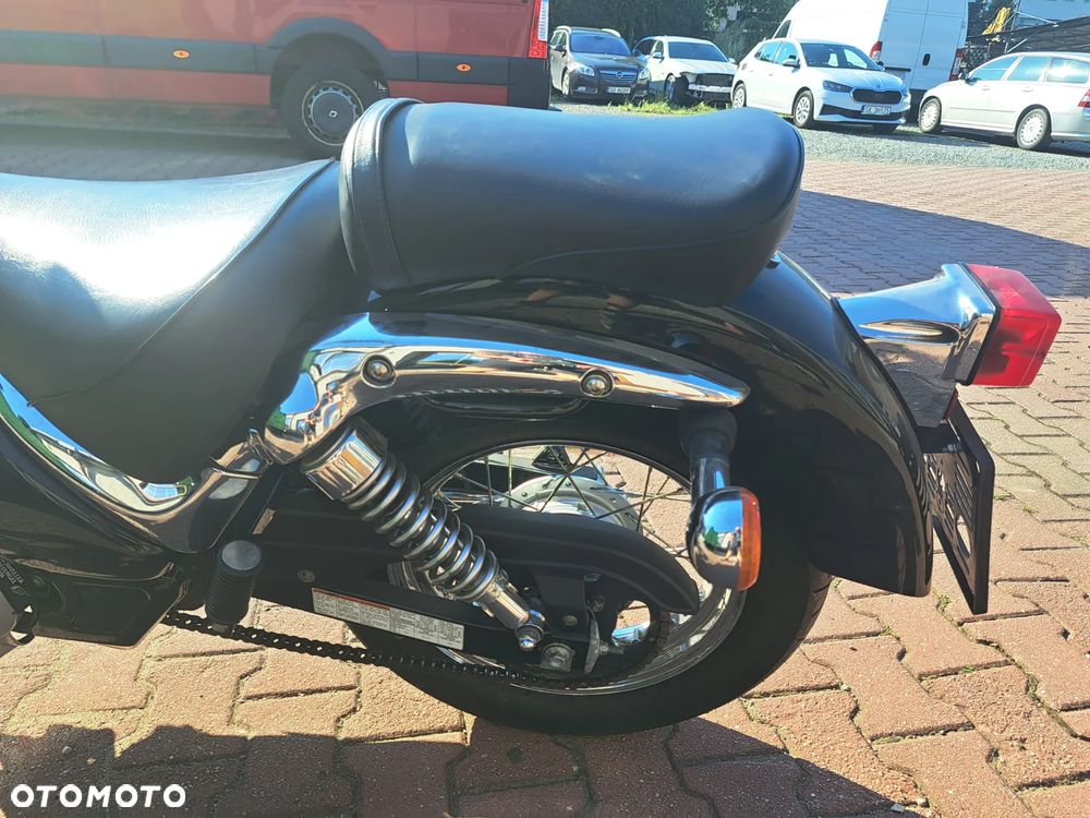 Suzuki Intruder - 5
