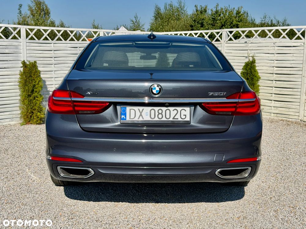 BMW Seria 7 750i xDrive Edition Exclusive - 30