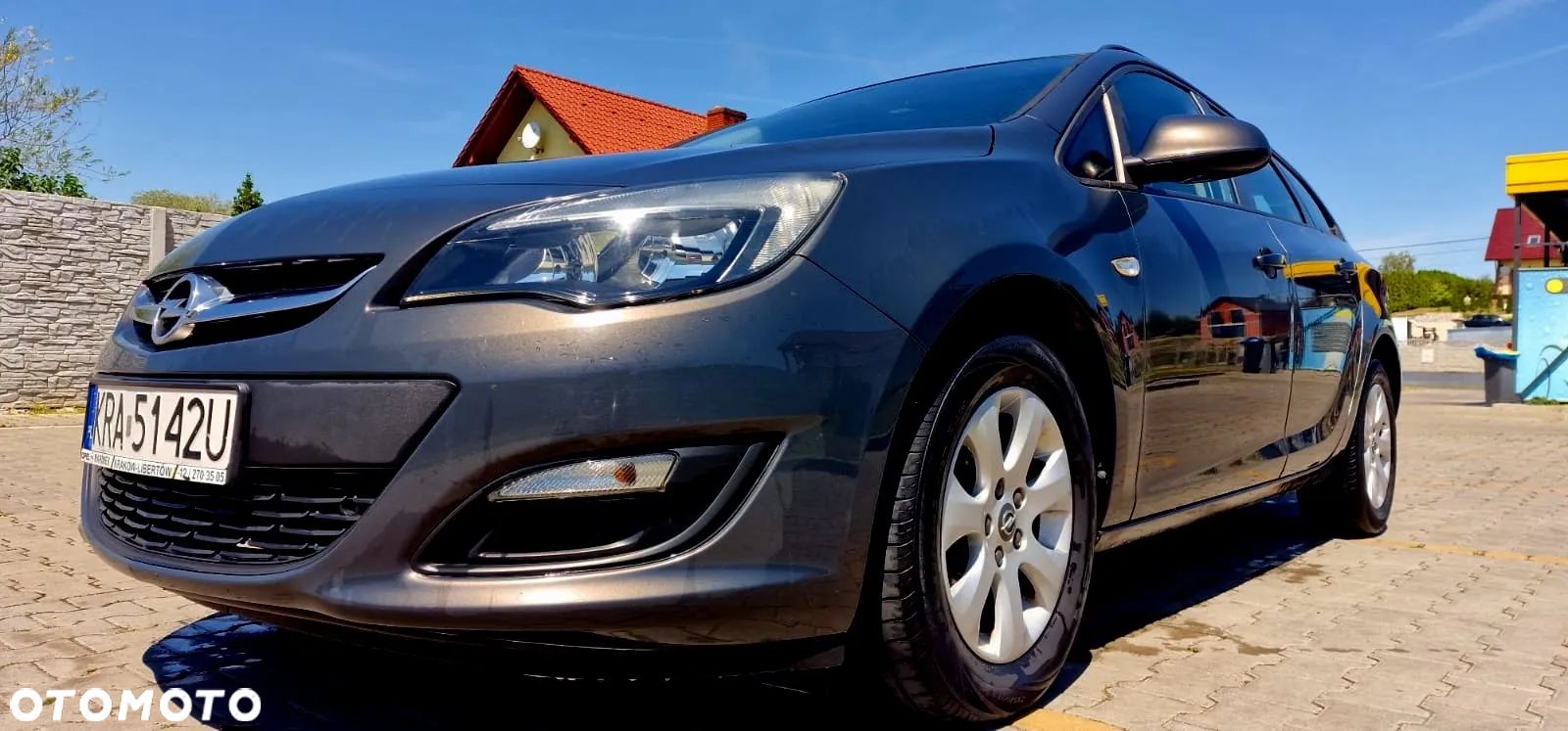 Opel Astra IV 1.6 CDTI Cosmo - 1