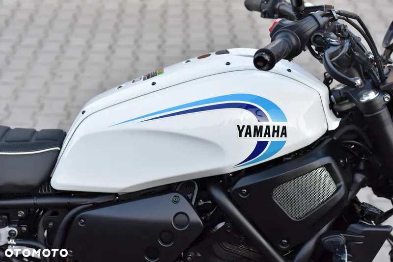Yamaha XSR - 13