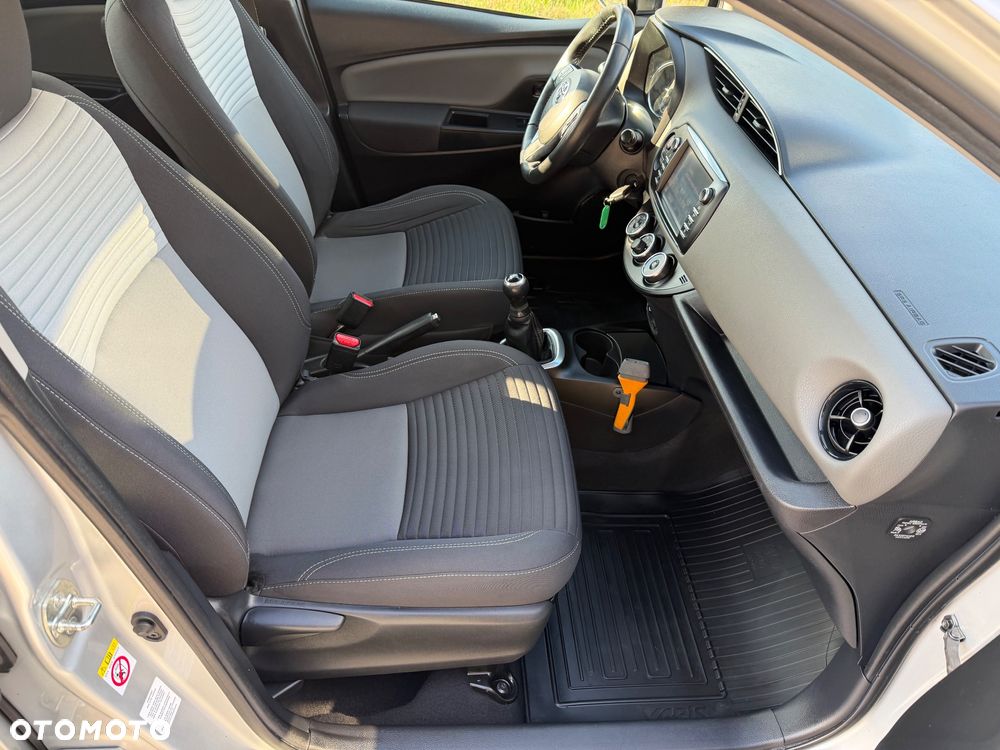 Toyota Yaris 1.0 VVT-i Life - 33