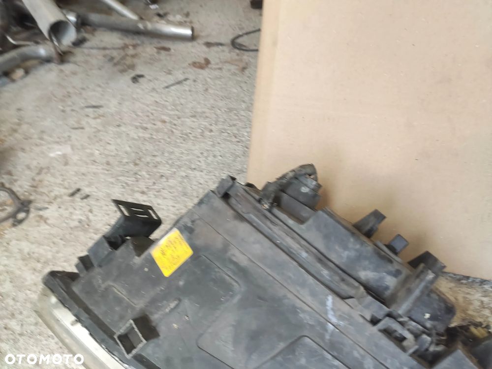 Lampa Lewy Prawy Przód Xenon Ford Mondeo MK3 EU ST - 9