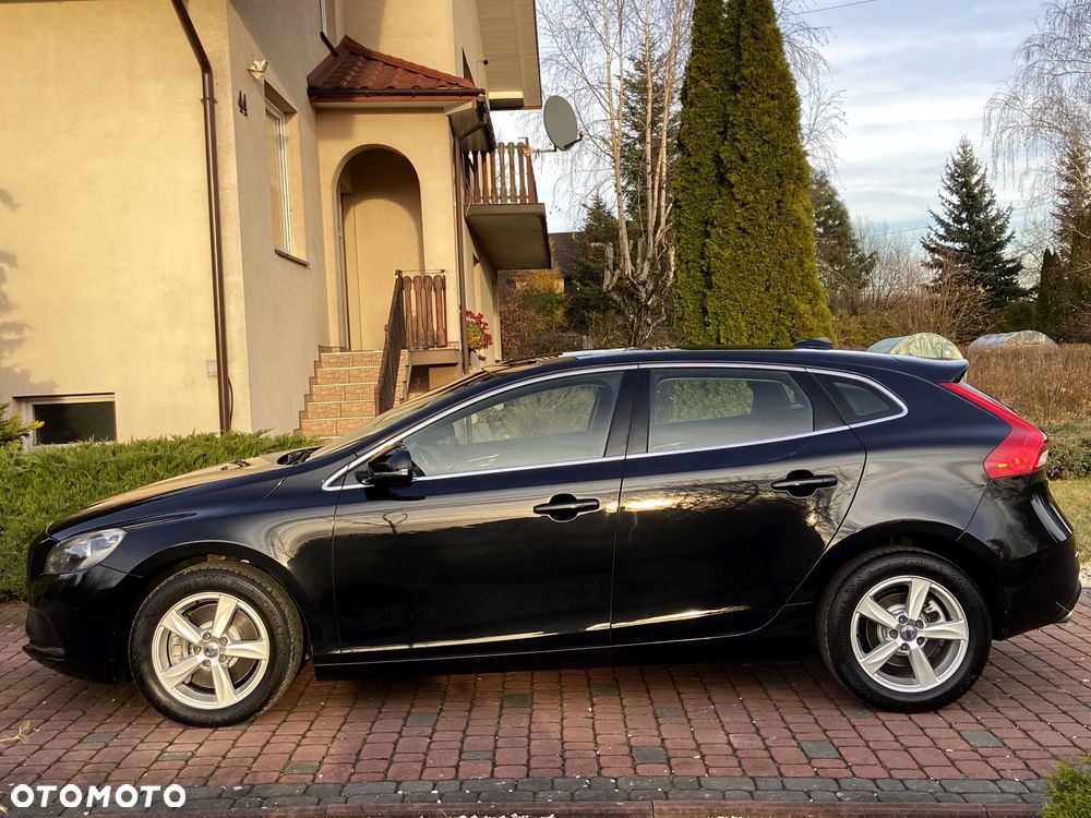 Volvo V40 D3 Momentum - 20