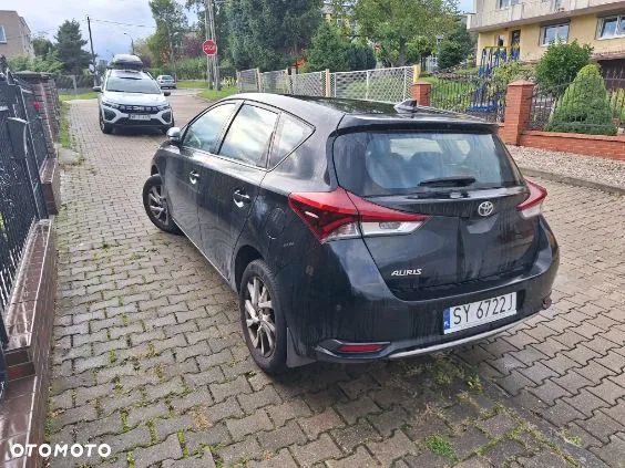 Toyota Auris 1.6 Premium - 1