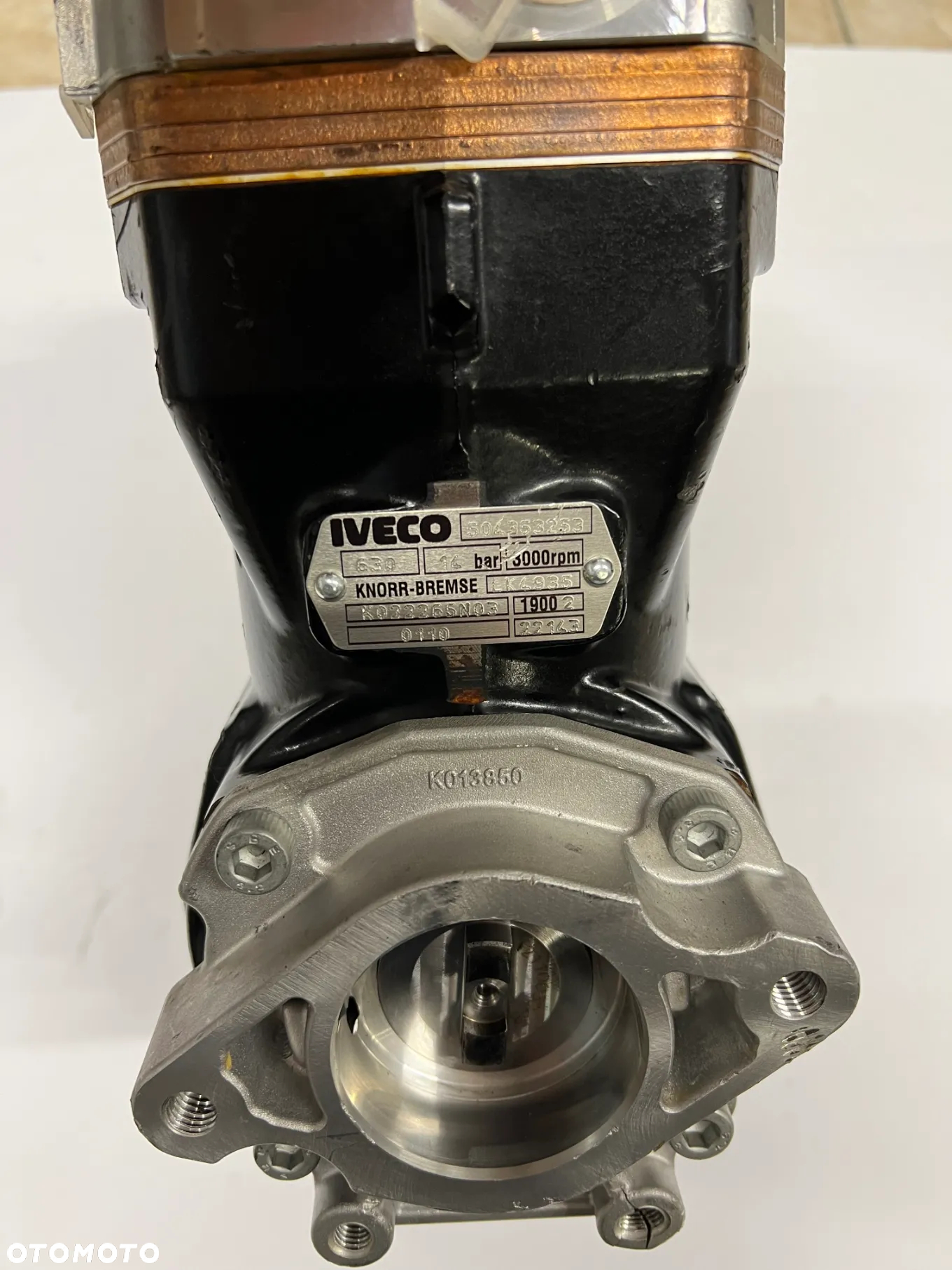 Iveco Starlis kompresor powietrza LK4935 504353253 nowy - 3