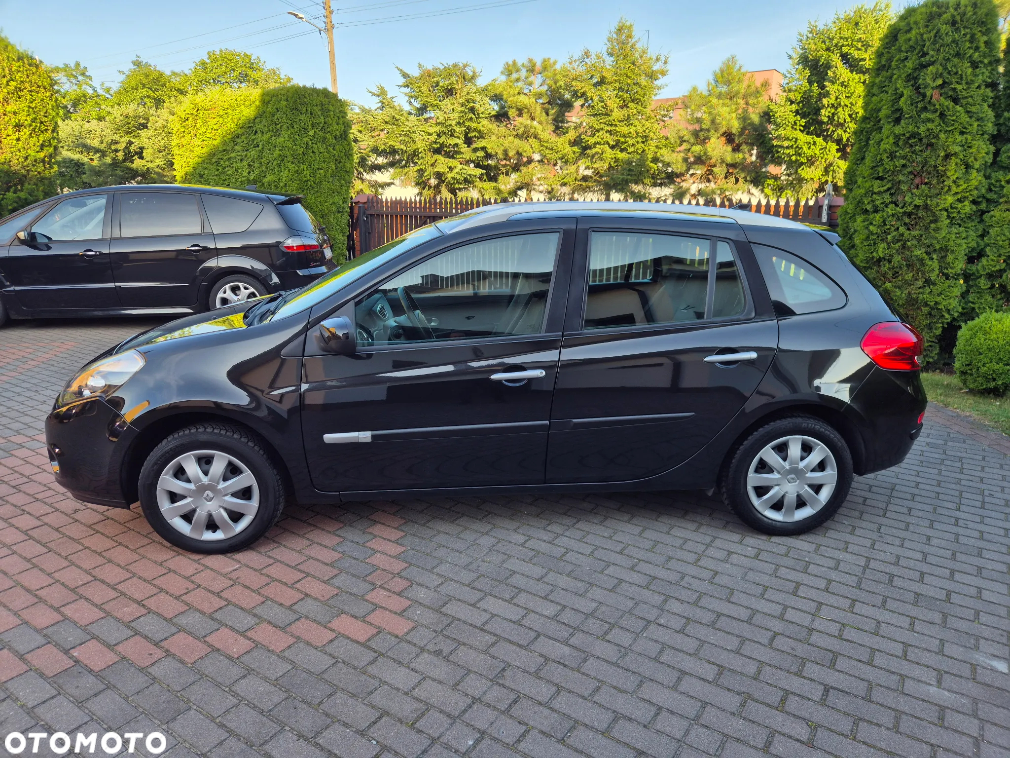 Renault Clio 1.2 16V 75 Expression - 11