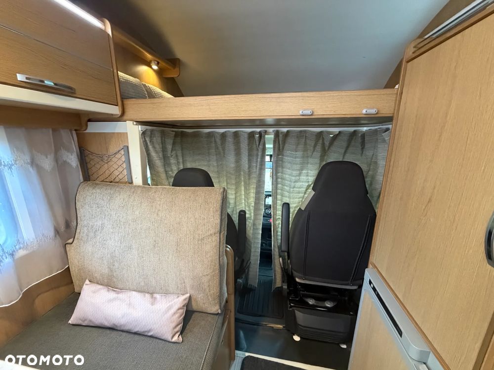 Hobby Kamper,camper I właściciel garażowany 6-osób - 21
