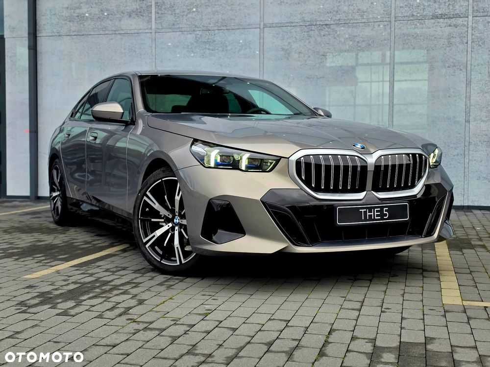 BMW Seria 5 520i mHEV M Sport - 10