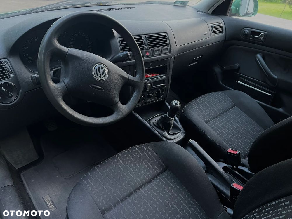 Volkswagen Golf IV 1.6 Basis - 6