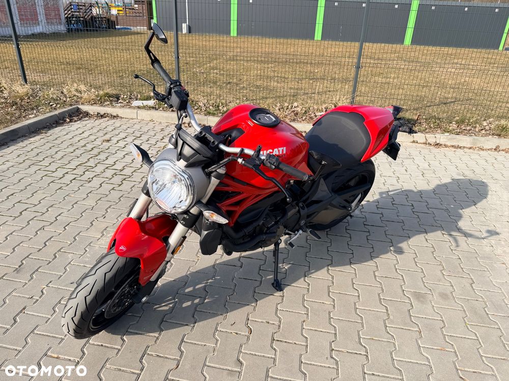 Ducati Monster - 1