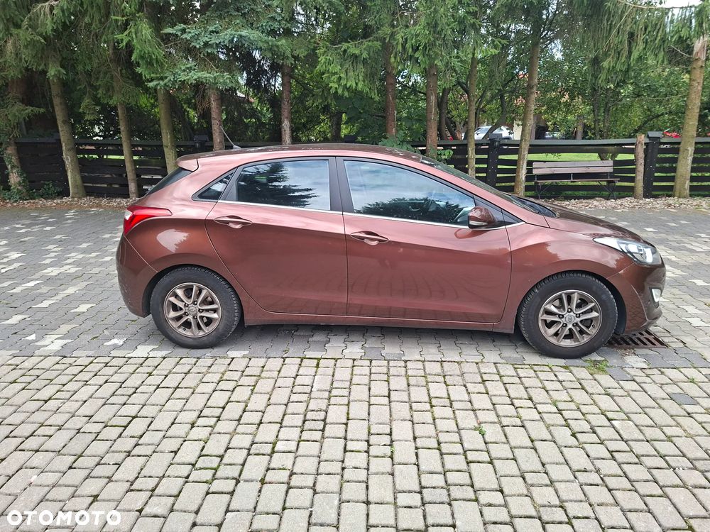 Hyundai i30 1.6 GDI Premium - 6