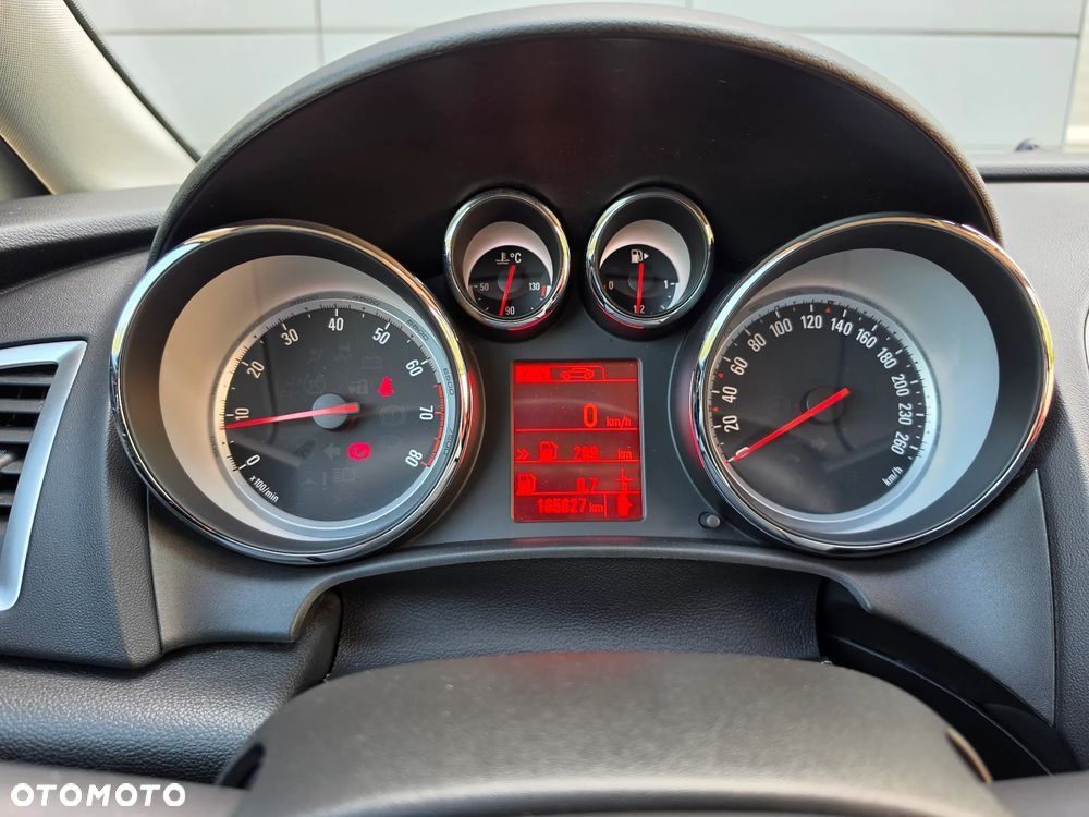 Opel Astra 1.4 Turbo Exklusiv - 8