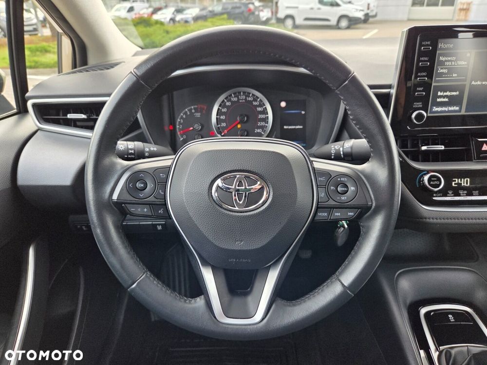 Toyota Corolla - 24