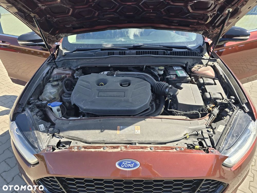 Ford Fusion - 19