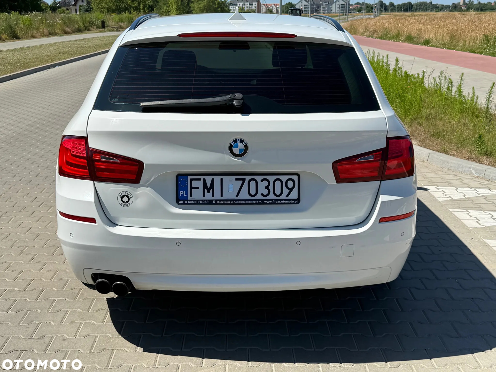 BMW Seria 5 520d Touring - 9