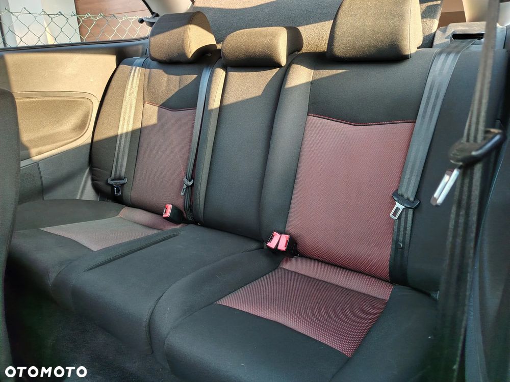 Seat Ibiza SC 1.4 16V Sport - 13