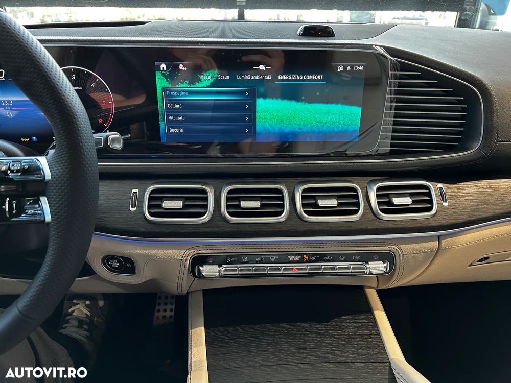 Mercedes-Benz GLS - 19