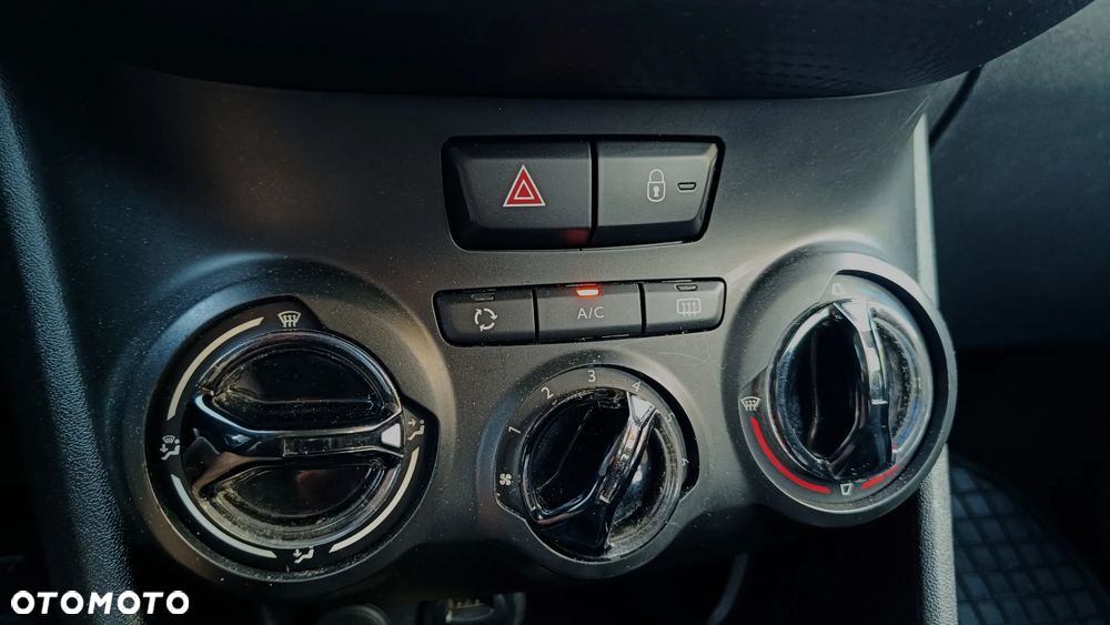 Peugeot 2008 - 23