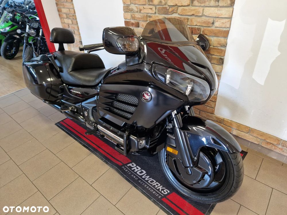 Honda GL - 23