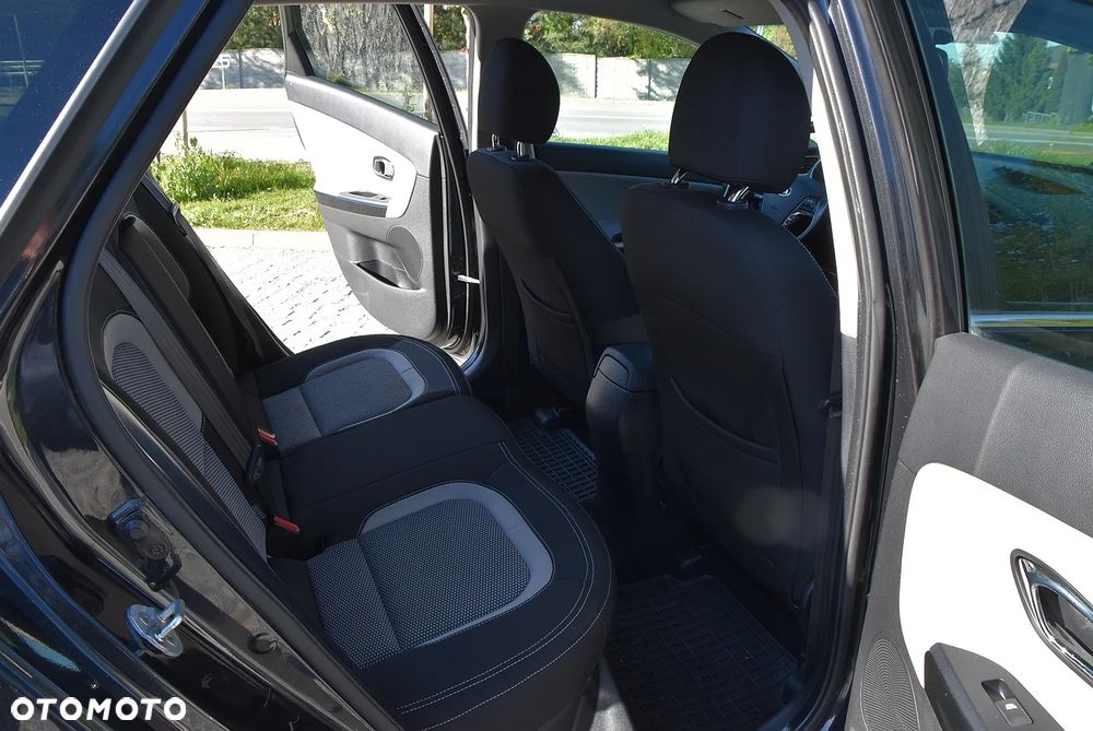 Kia Ceed - 17