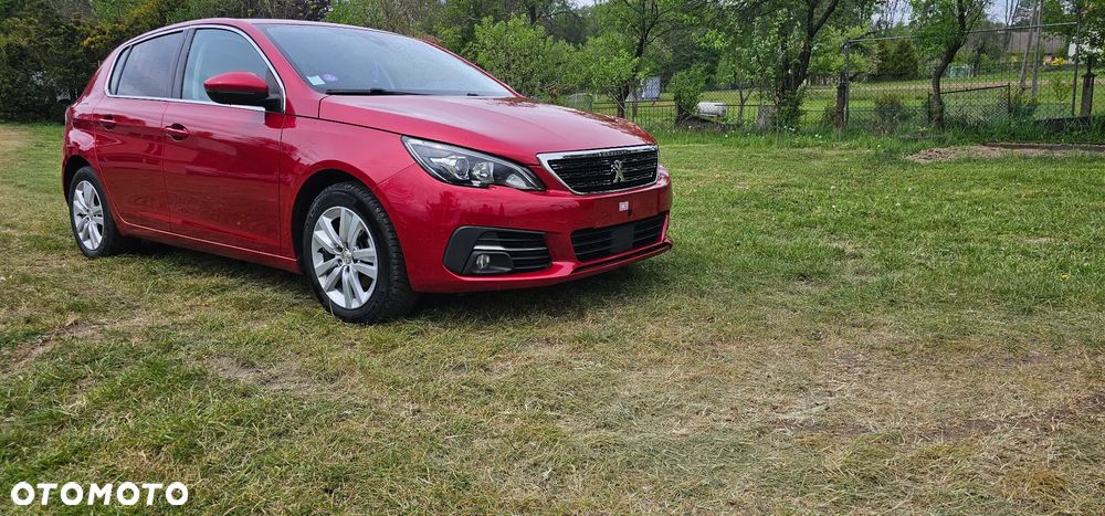 Peugeot 308 PureTech 130 GPF EAT8 Stop & Start Allure - 2