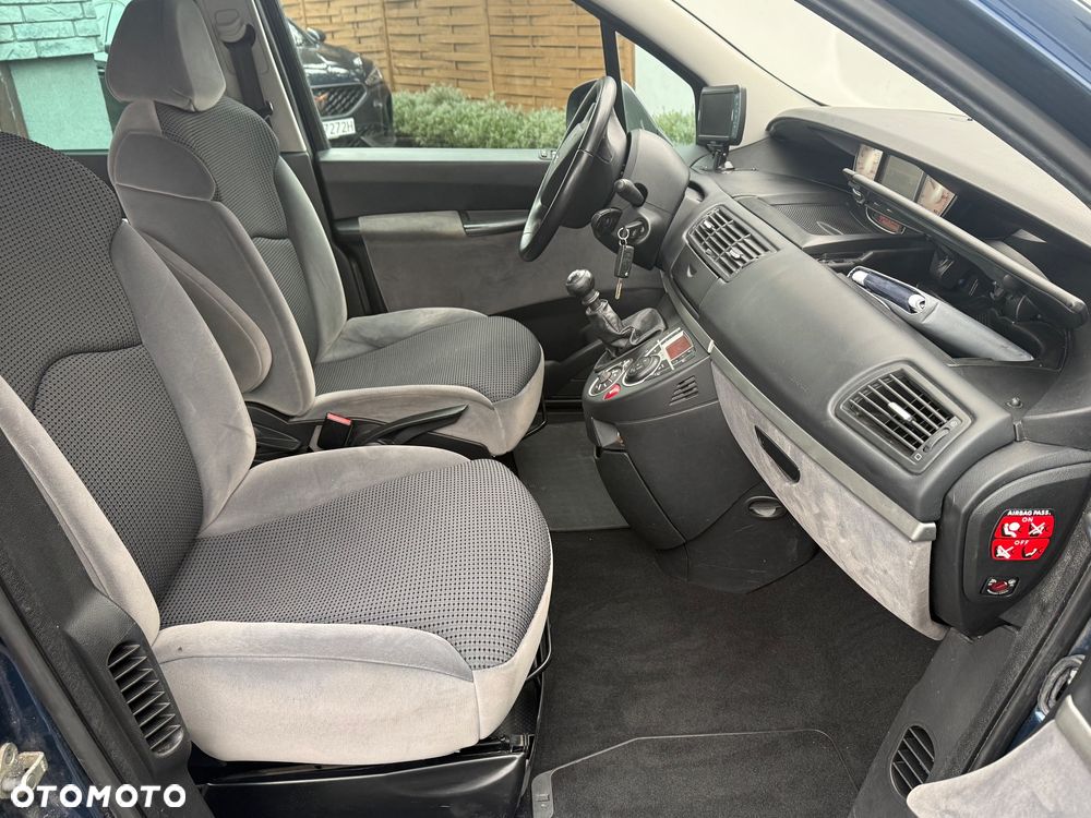 Peugeot 807 2.0 HDi Premium - 17