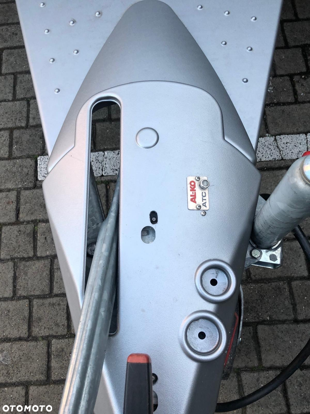 Dethleffs NOMAD 760 DR-FR SNOW - 4
