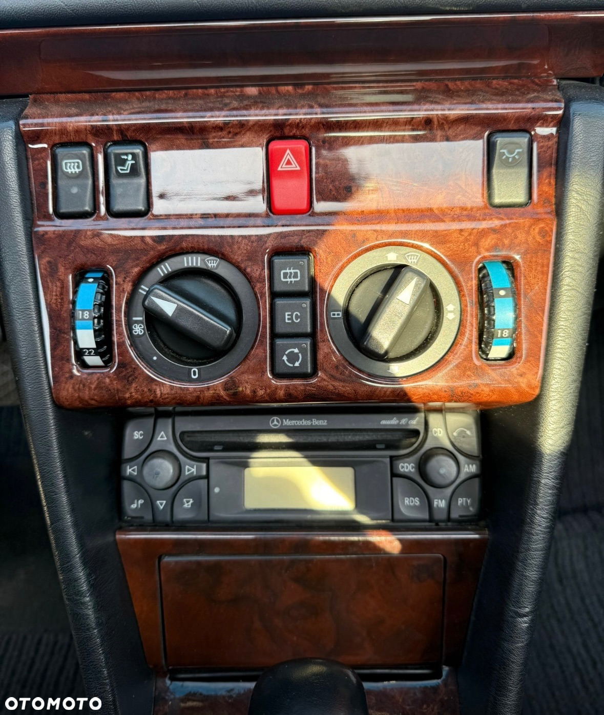 Mercedes-Benz Klasa E 320 - 18
