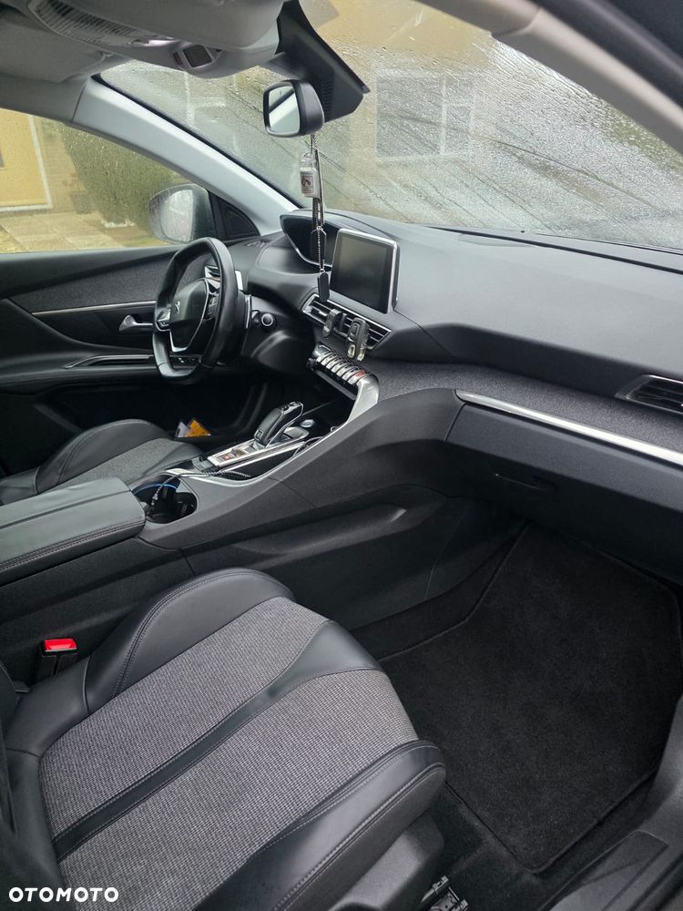 Peugeot 3008 1.6 BlueHDi Active S&S EAT6 - 11