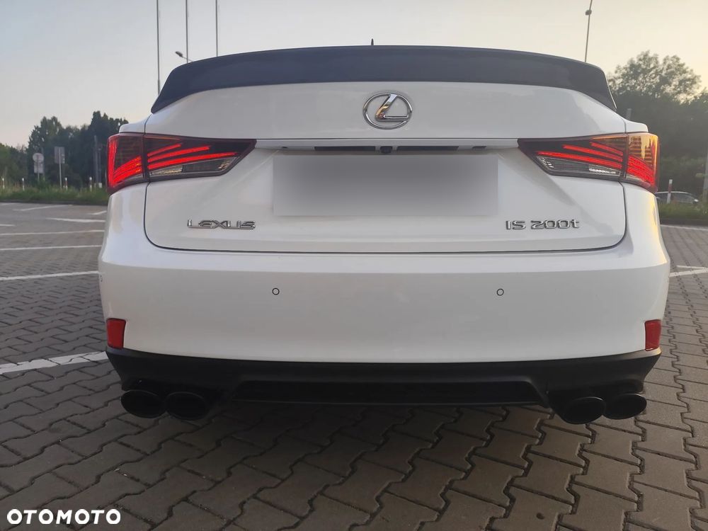 Lexus IS 200t F Sport - 12