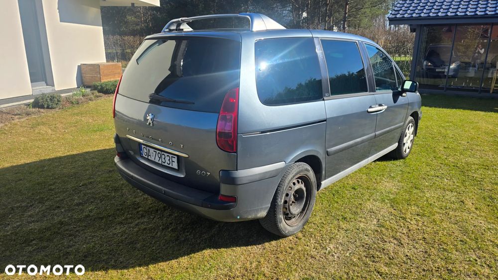 Peugeot 807 2.0 HDi Premium Euro5 - 7