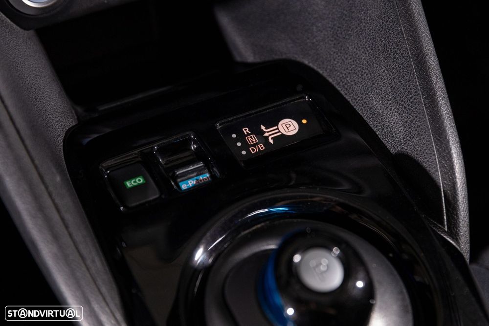 Nissan Leaf N-Connecta - 19