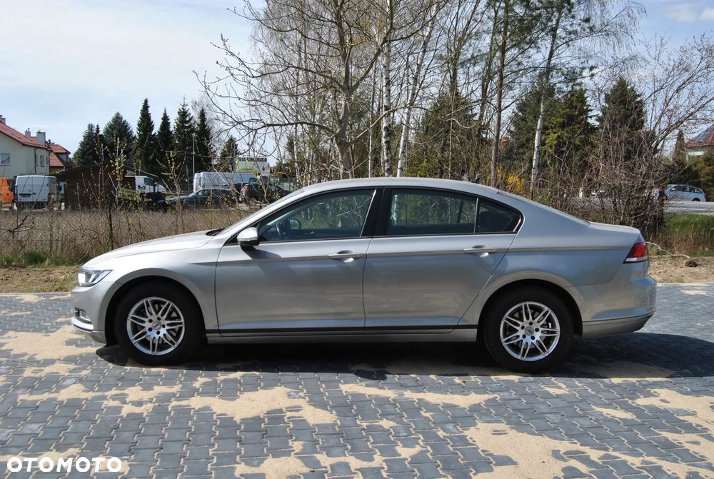 Volkswagen Passat 1.6 TDI BMT Comfortline - 7