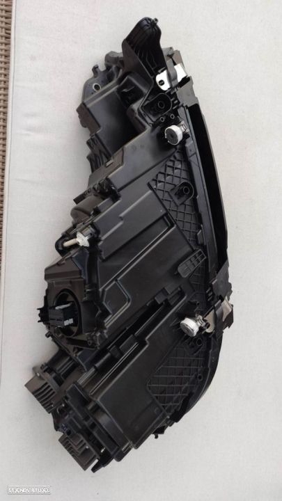 farol esquerdo full Led BMW iX - 7