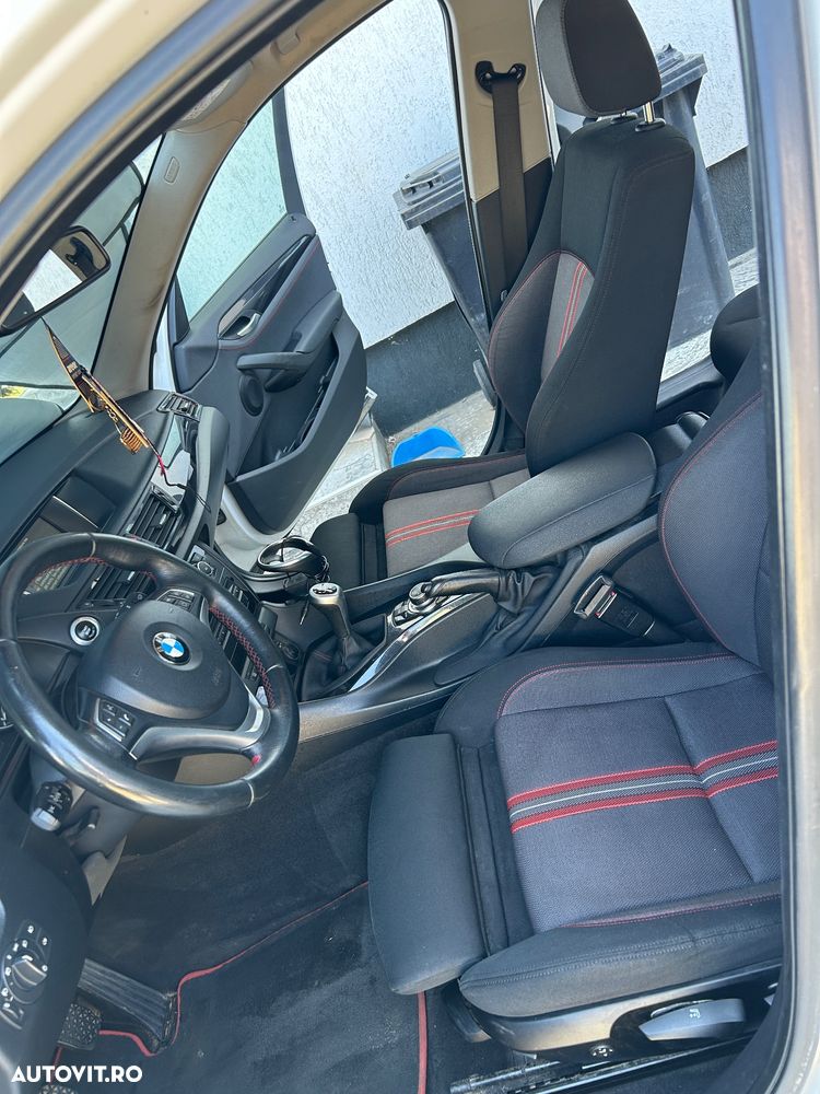 BMW X1 sDrive18d Sport Line - 10