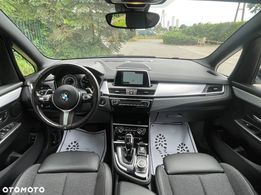 BMW Seria 2 218d M Sport - 5