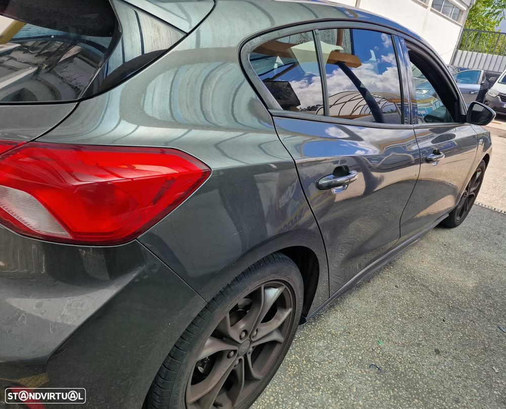 Ford Focus 1.0 EcoBoost ST-Line - 3