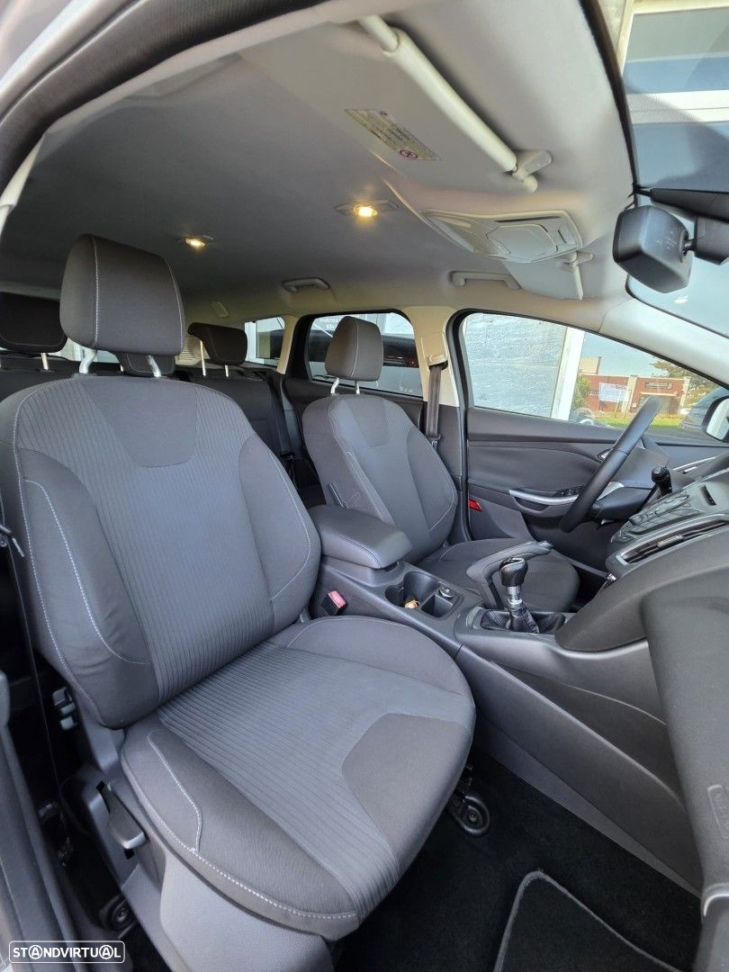 Ford Focus SW 1.6 TDCi Titanium Best - 7